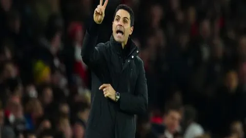 武磊蝉联中国金球奖五次夺冠